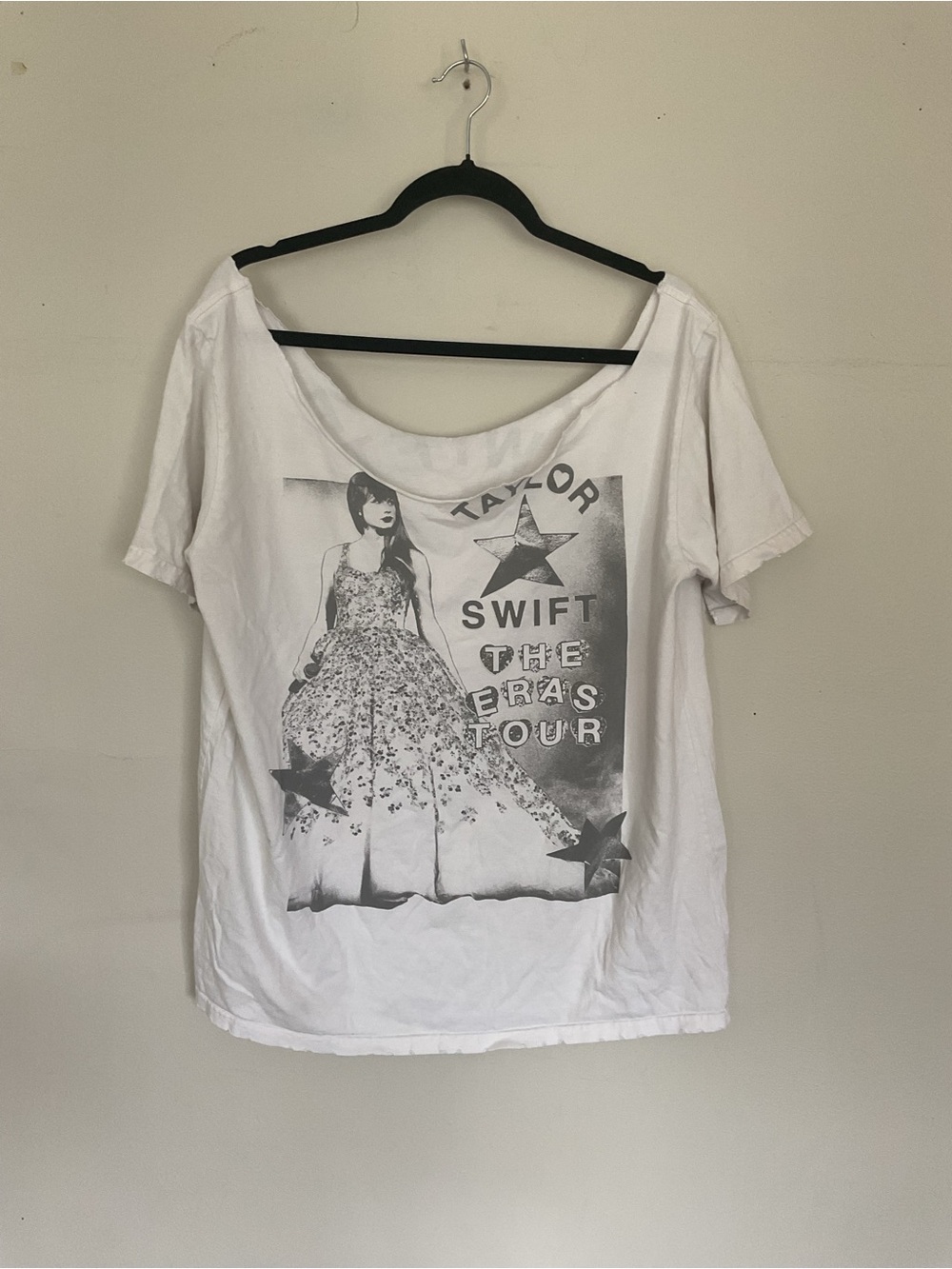Taylor Swift White Graphic Tour Tee the eras tour xl